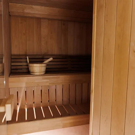 Cigale Terracotta Avec Sauna à